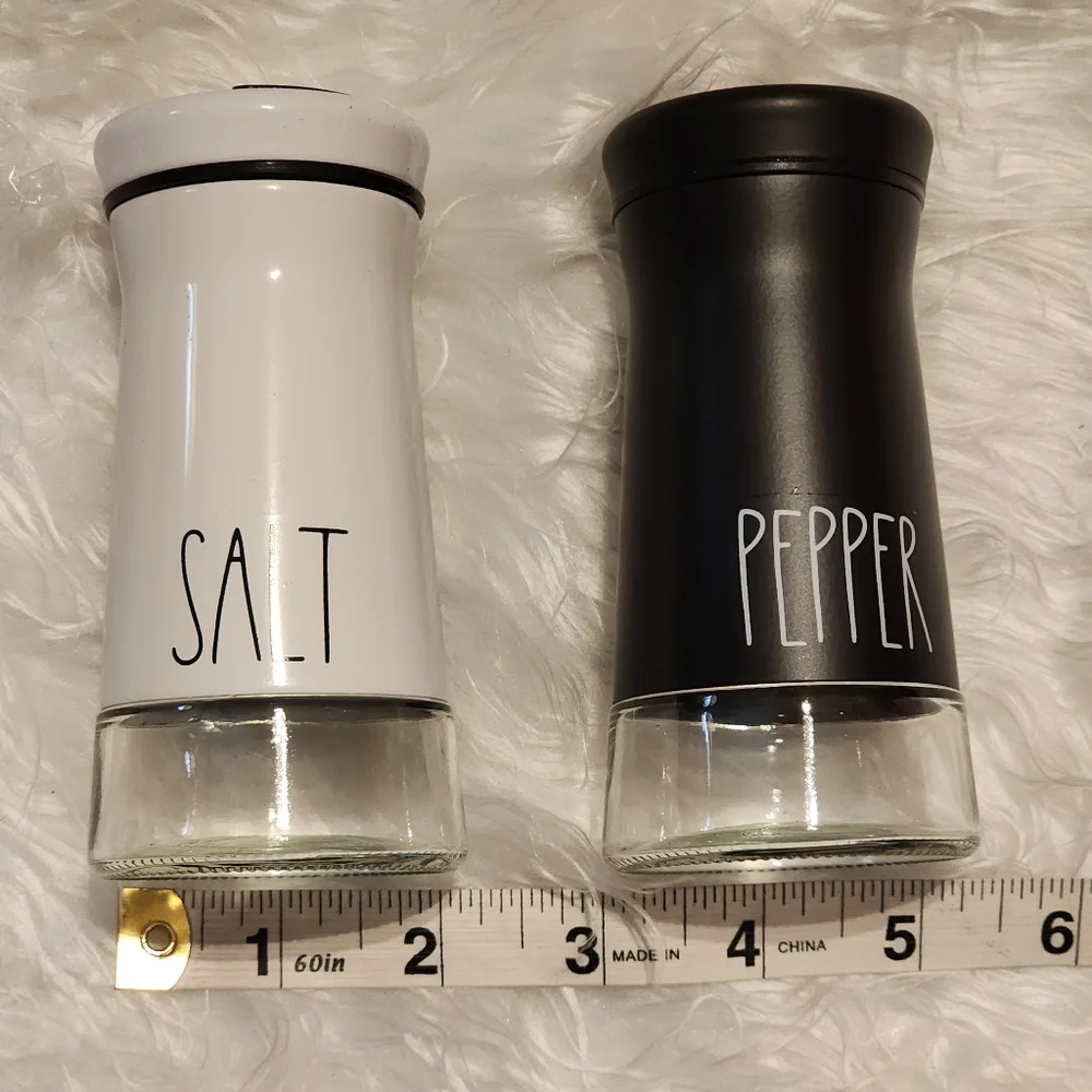 NEW Farmhouse Black and White Salt and Pepper Shakers